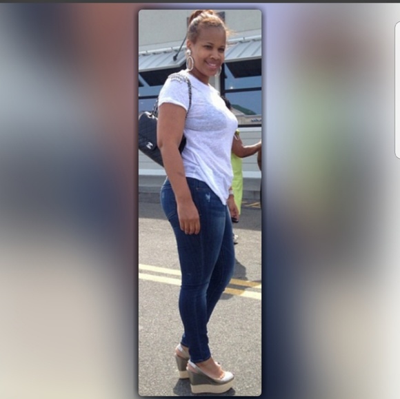 Shoes - Picture 6 of 7